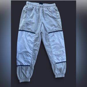 Nike Women’s Sportswear Light Bone Jogger Pants - Small